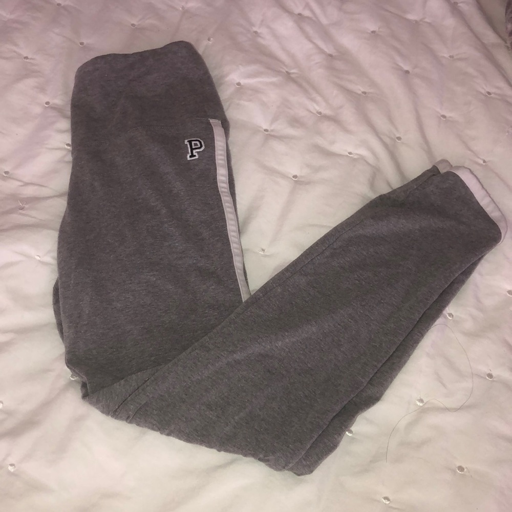 Women’s pink high waisted leggings